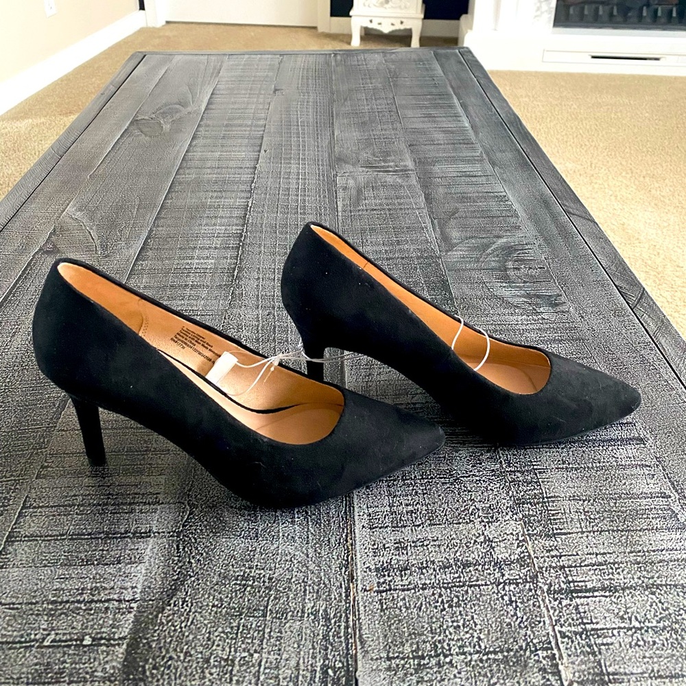 SOLD High heel pumps. BNNB. Black suede. Size 7.  $14.